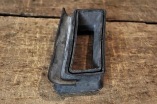 rubber seal air duct door right R/C 107