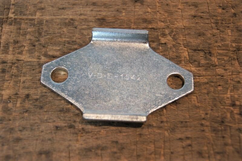 bracket , torsion bar 190SL, 22,61