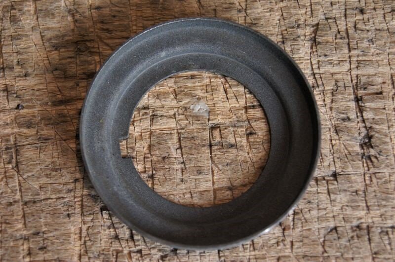 oil slinger ring at crankshaft M121,127,180 OM621, 8,33