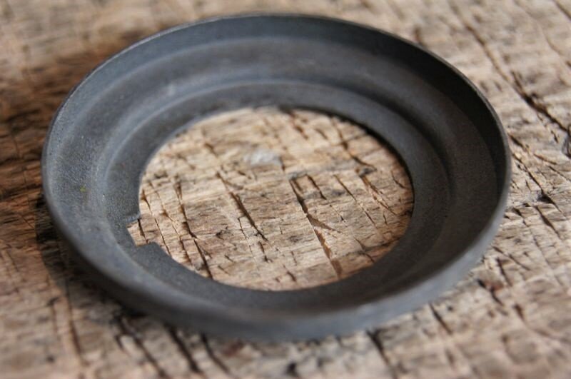 oil slinger ring at crankshaft M121,127,180 OM621, 8,33