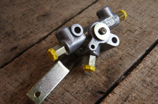 air valve rear W112 early -2B1- (in exchange)