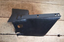 baffle plate at radiator front left W113