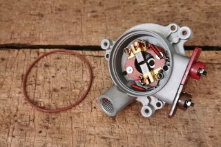 brush holder body for fuel pump Bosch (6- zyl.) short style