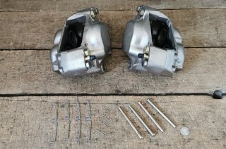 Bremssattel (Satz) VA, Girling 3-Kolben links + rechts (AT)