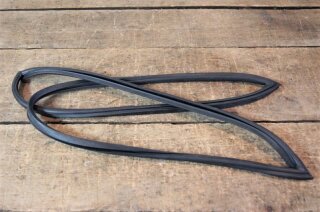 seal hardtop R113 , rear side window LH