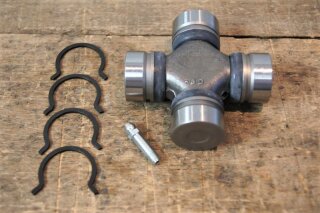 Prop shaft cross 1114100031 ( 1957-67)