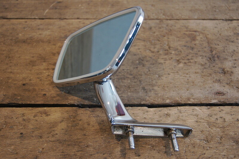 メルセデスベンツ W114 W115 後期型ドアミラー side mirror W114/115 1st series - LH - MB Classics