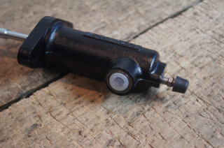 clutch slave cylinder (107,116 350)
