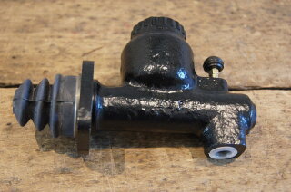 clutch master cylinder , early W110