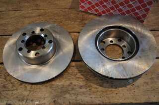 set of brake discs front ( ventilated ) W108/109/111