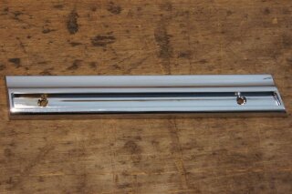 rear right fender, front chrome trim W113