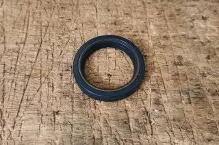Simmerring Lenkgetriebe unten 30-40-7, früh