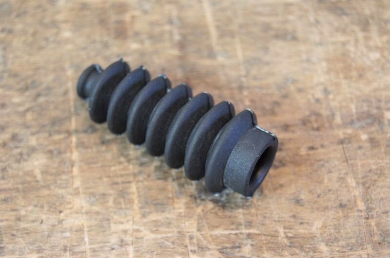 rubber bellow brake cable W113, 7,74