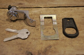 trunk lock , early 190sl ( OE )