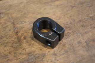 clamping nut front wheel bearing Ponton,SL,107,108,110,113,115