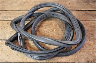 seal front windscreen W111 cp./cab OE