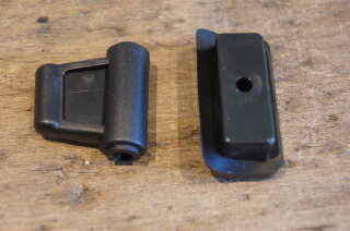sunvisor pin+bracket, black R107