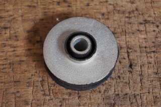 Gummilager Differenzial vorne unten R107 (ab 09/85)