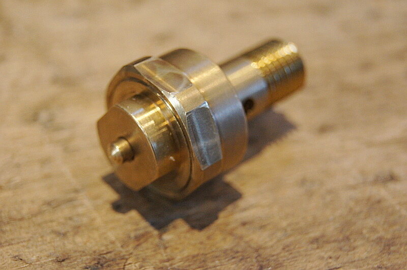 Überströmventil an Vergaser M108,114,121,130,180 