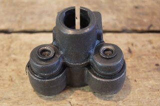 steering coupling 107-108-109-110-111-114-115-116